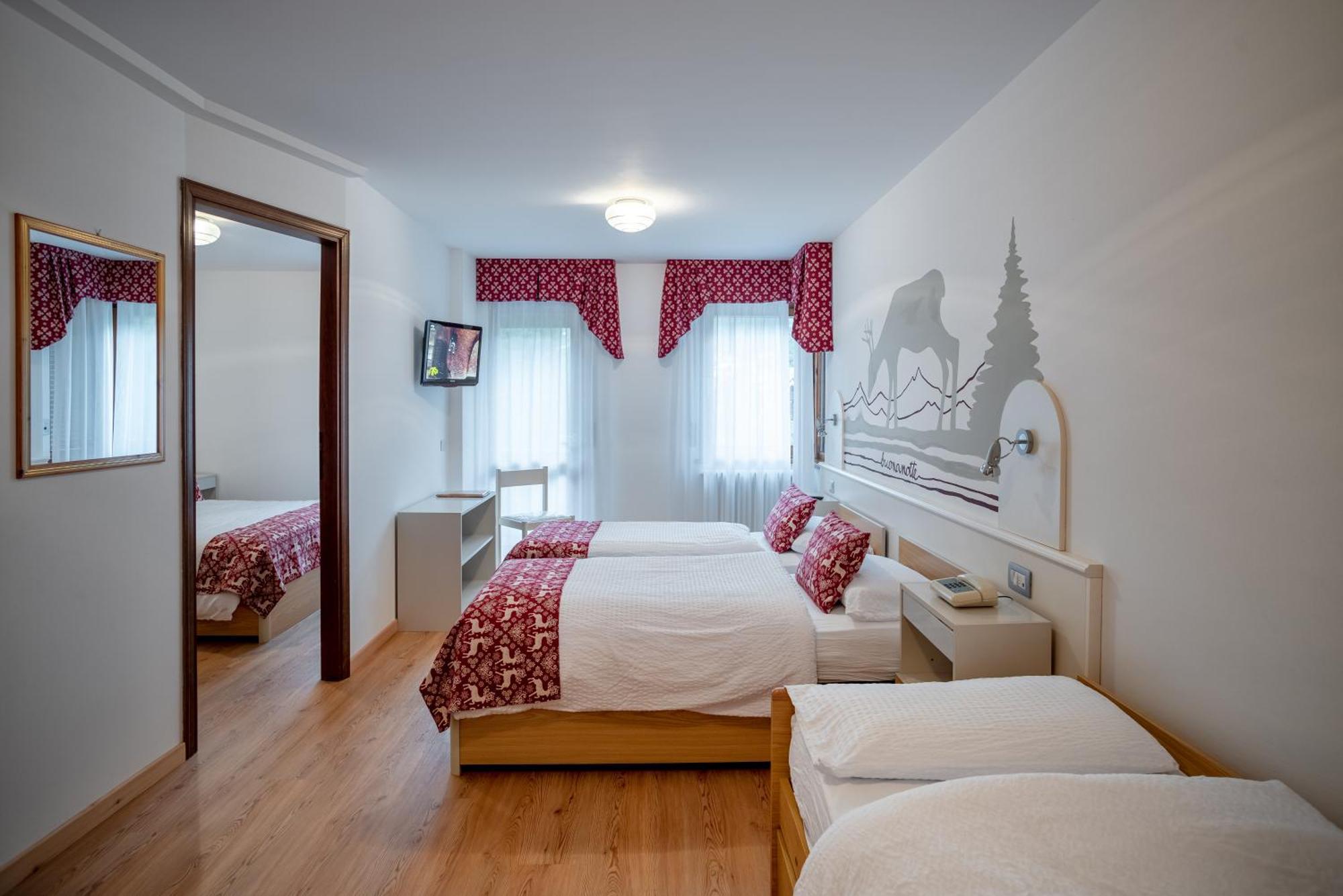 Hotel Europa San Martino Di Castrozza Luaran gambar